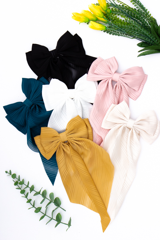 Бант на заколці-автомат